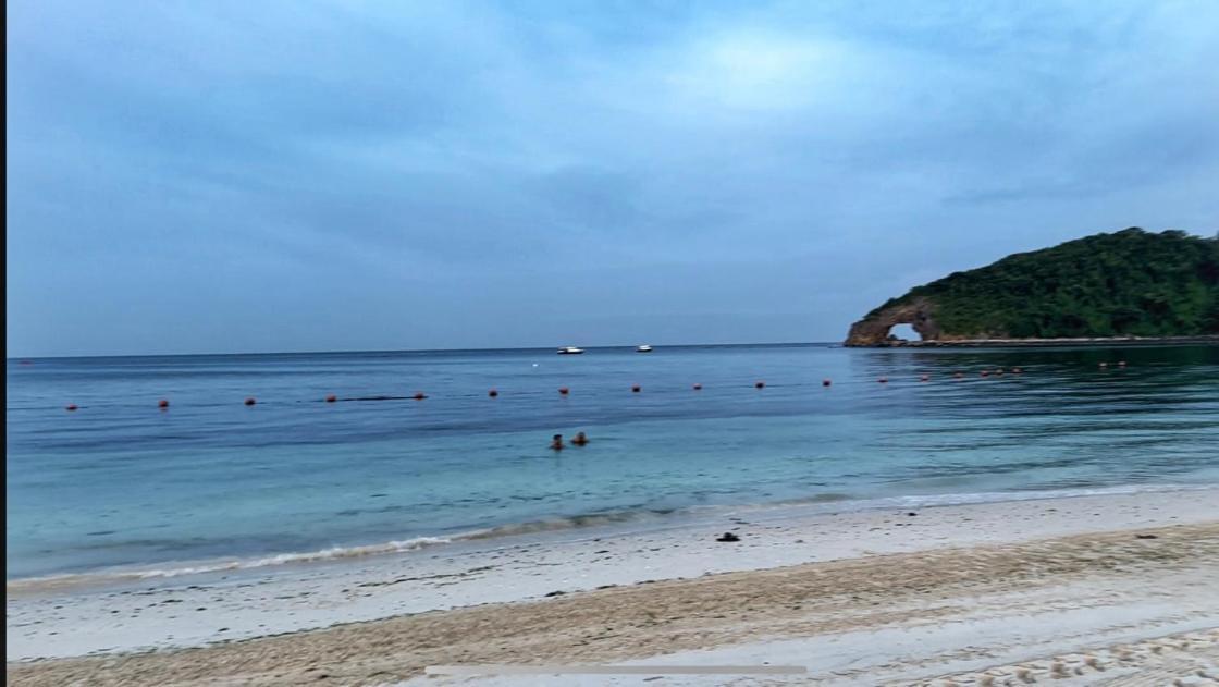 Coral Edge @ Boracay Newcoast Apartment Yapak Ngoại thất bức ảnh